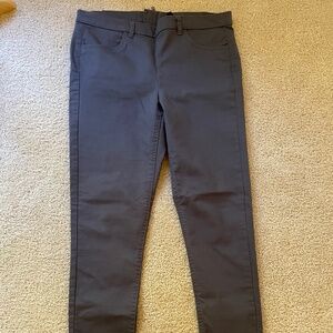 New divided skinny pants size 12